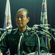 『大統領暗殺裁判　16日間の真実』© 2024 NEXT ENTERTAINMENT WORLD & PAPAS FILM & OSCAR10STUDIO. All Rights Reserved.