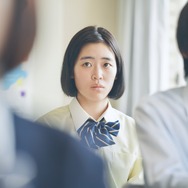 小林桃子（氷山麻那役）『恋に至る病』Ⓒ2025『恋に至る病』製作委員会