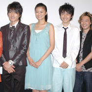 『阿波DANCE』初日舞台挨拶。（左から）長江俊和監督、北条隆博、榮倉奈々、橋本淳、尾上寛之、高橋克実