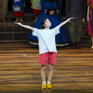 舞台「千と千尋の神隠し」　上海公演 7/16初日カーテンコール