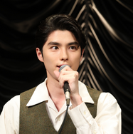 音楽劇「エノケン」　製作：ホリプロ／東宝