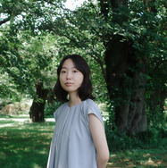 『白の花実』©2025 BITTERS END/CHIAROSCURO