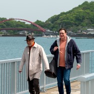 『レンタル・ファミリー』　©2025 Searchlight Pictures. All Rights Reserved.