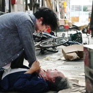 盤上の向日葵 8枚目の写真・画像