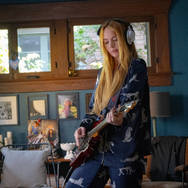 『シャッフル・フライデー』©2025 Disney Enterprises, Inc. All Rights Reserved.　