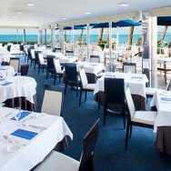 オーシャンフロント・全席オーシャンビューのリストランテAO