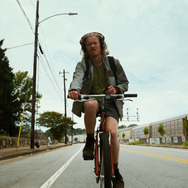 『Bugonia』(C) APOLLO