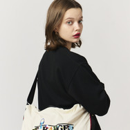 ナイロンショルダーバッグ ¥4,900