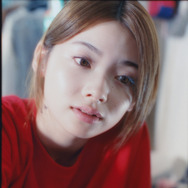 『ミーツ・ザ・ワールド』©金原ひとみ／集英社・映画「ミーツ・ザ・ワールド」製作委員会