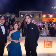 『果てしなきスカーレット』ヴェネチア国際映画祭レッドカーペット