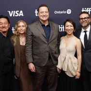 『レンタル・ファミリー』©2025 Searchlight Pictures. All Rights Reserved.