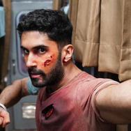 『KILL 超覚醒』　© 2024 BY DHARMA PRODUCTIONS PVT. LTD. & SIKHYA ENTERTAINMENT PVT. LTD.