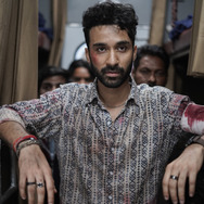 『KILL 超覚醒』　© 2024 BY DHARMA PRODUCTIONS PVT. LTD. & SIKHYA ENTERTAINMENT PVT. LTD.