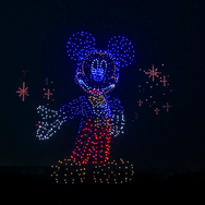 約1,500機のドローンが夜空に描くディズニーの夢の世界！第4回水都くらわんか花火大会で追加開催決定As to Disney artwork, logos and properties： (C) Disney