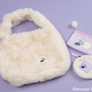 ファーバッグ3,850円（税込）、チャーム1,320円（税込）、ラウンドボアポーチ1,980円（税込）、フラットポーチ2,310円（税込）