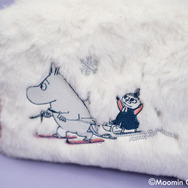 スクエアポーチ