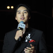 坂東龍汰『爆弾』レッドカーペット