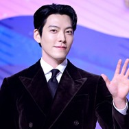 Netflix『魔法のランプにお願い』キム・ウビンが無邪気さと残酷さを併せ持つ二面性を熱演