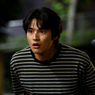 「何か闇抱えてそう」…山田杏奈演じるヒロイン・水町の過去を考察するポスト多数、「シナントロープ」1話