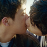 『あの時、愛を伝えられなかった僕の、３つの“もしも”の世界。』©Lewis Pictures All Rights Reserved