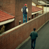 『あの時、愛を伝えられなかった僕の、３つの“もしも”の世界。』©Lewis Pictures All Rights Reserved