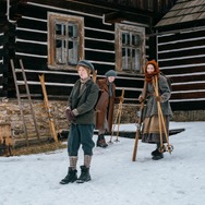 『秘密のお届け物』©8Heads Productions