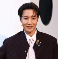 J-HOPE　 Photo by Marc Piasecki/WireImage
