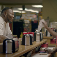 ライフ・アンド・ナッシング・モア 4枚目の写真・画像