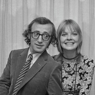 交際当時のウディ・アレンとダイアン・キートン Photo by Pierre Manevy/Daily Express/Hulton Archive/Getty Images