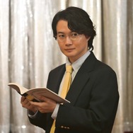 「もしもこの世が舞台なら、楽屋はどこにあるのだろう」3話(c)フジテレビ