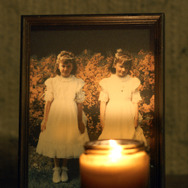 『視える』© 2023 Shudder / Keeper Pictures Limited / Nowhere Content Inc　All Rights Reserved