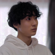 「人間標本」©2025 Amazon Content Services LLC or its Affiliates.