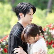 『私と結婚してくれますか？』チェ・ウシク×チョン・ソミン、テラスで交わすハグにドキッ