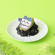 ハチワレのピーマンの肉詰め　880円(税込)「ちいかわレストラン」新たなフェア“討伐フェア”