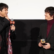 山田裕貴、染谷将太『爆弾』初日舞台挨拶