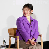 ケリング「ウーマン・イン・モーション」トーク