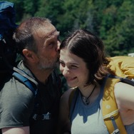 『グッドワン』©2024 Hey Bear LLC.