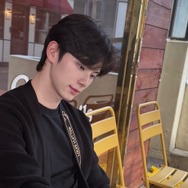 『暴君のシェフ』俳優イ・チェミン、デート中？自然体な“彼氏風ショット”【PHOTO】