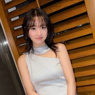 童顔女優パク・ボヨンがまるでディズニープリンセス！香港で魅せた“妖精ビジュアル”【PHOTO】