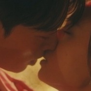 「天変地異のようなキス」で高視聴率スタートとなった韓国ドラマ『ダイナマイト・キス』