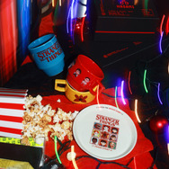 Netflixシリーズ「ストレンジャー・シングス 未知の世界」× HASAMI8bitシリーズ