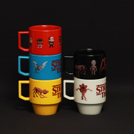 サイズ：φ8.5×H9.5cm / 320cc / 300g価　格：3,500円(3,850円)　Netflixシリーズ「ストレンジャー・シングス 未知の世界」× HASAMI8bitシリーズ