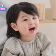 俳優シム・ヒョンタクの愛息ハルちゃん、人生初の広告撮影の様子がテレビ初公開！