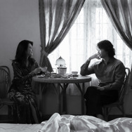 星と月は天の穴 2枚目の写真・画像