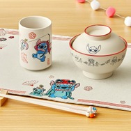 ランチョンマット 2,400円/ 湯のみ 2,200円/ 汁椀 2,500円/お箸 1,600円