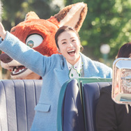 上戸彩がサプライズでパレードルートに登場！スペシャルグリーティング、『ズートピア2』公開初日に開催