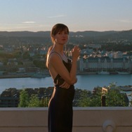 『わたしは最悪。』© 2021 OSLO PICTURES - MK PRODUCTIONS - FILM I VÄST - SNOWGLOBE - B-Reel – ARTE FRANCE CINEMA