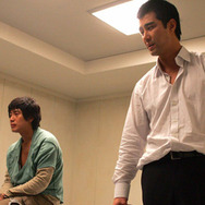 『拍手する時に去れ』 -(C) 2007 CJ Entertainment Inc. All Rights Reserved