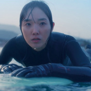 『12月の君へ』©2025 Elles Films Co., Ltd.