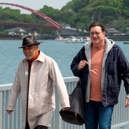 『レンタル・ファミリー』©2025 Searchlight Pictures. All Rights Reserved.　　